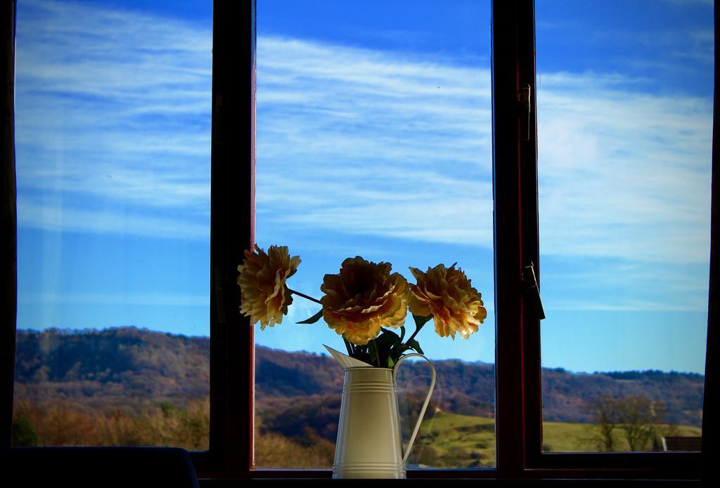 The Whitestonecliffe Inn Саттон Экстерьер фото